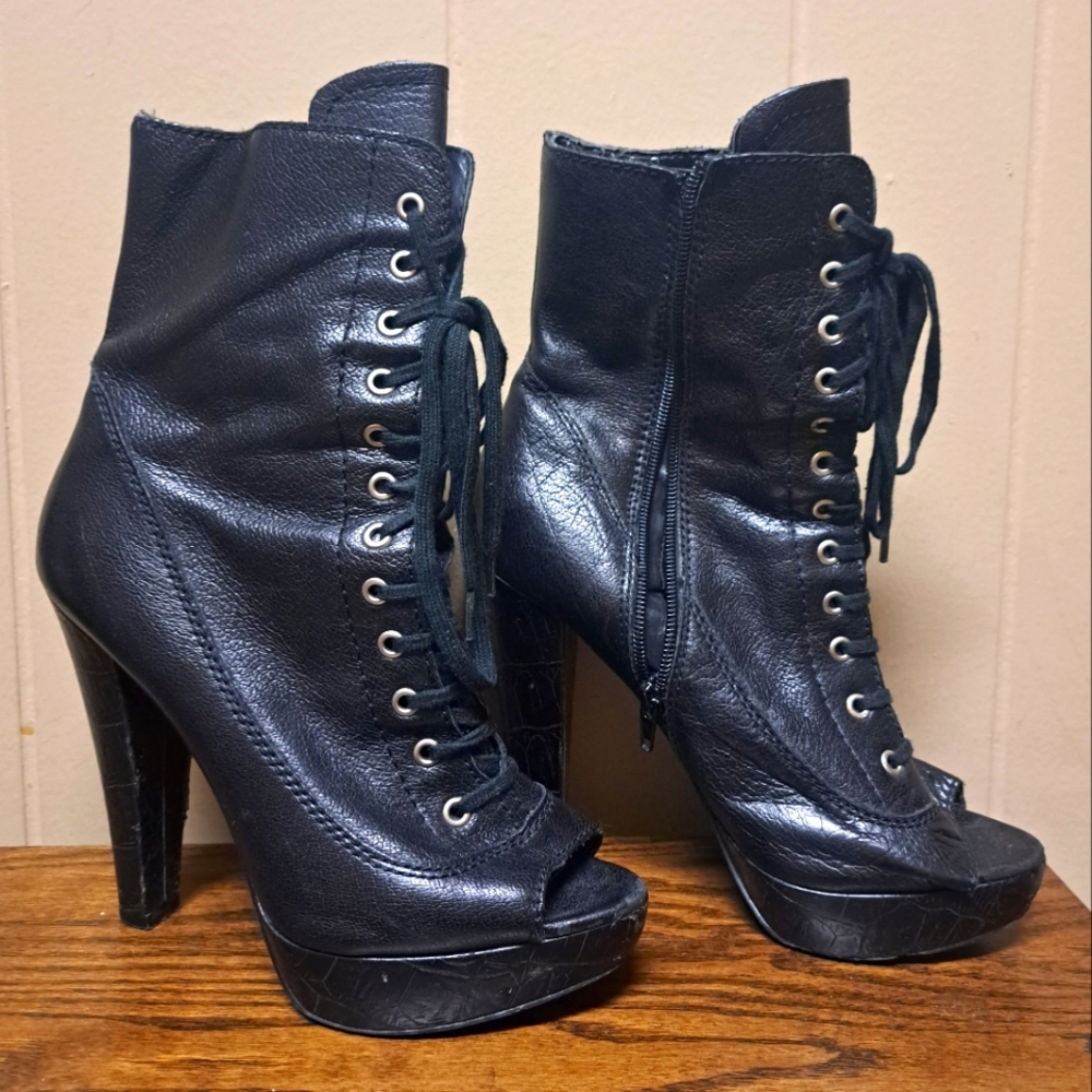 Steve Madden Boots
